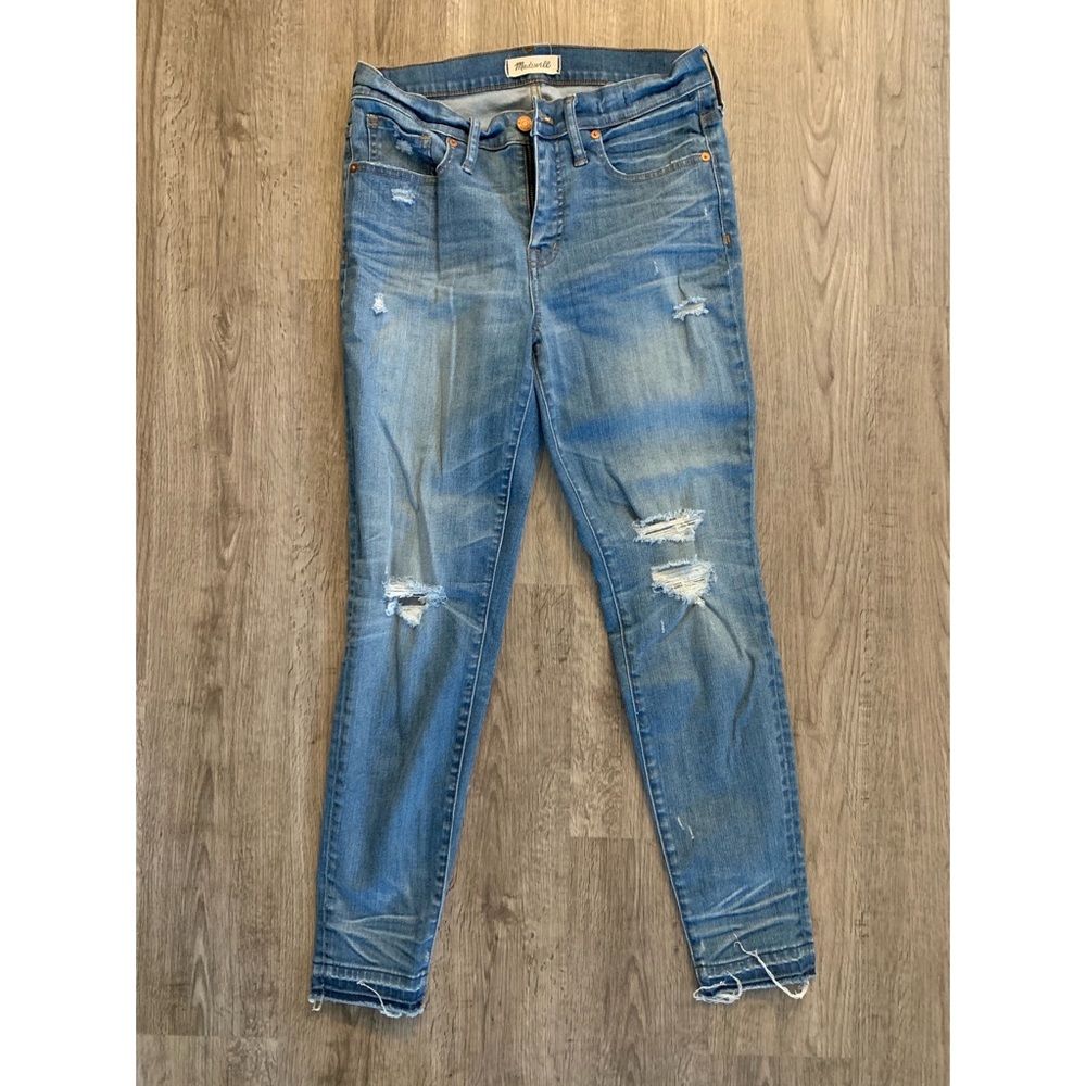 9” High Rise Skinny Jean (distressed with raw hem)